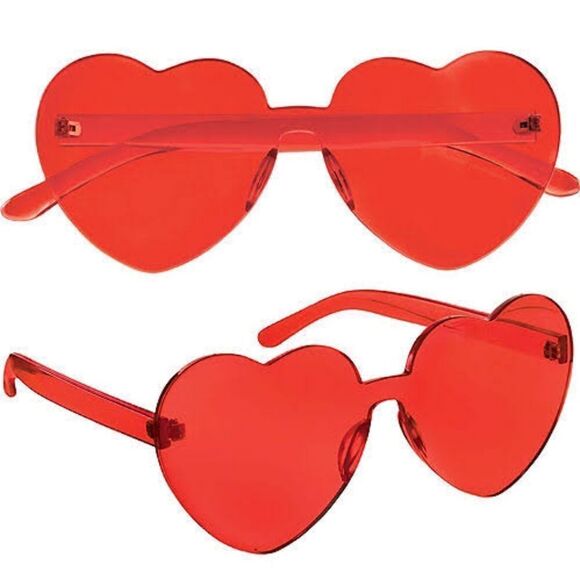 Red Heart Sunglasses - Picture 3 of 11